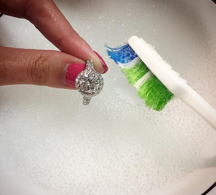 How To Keep Your Jewelry Clean At Home